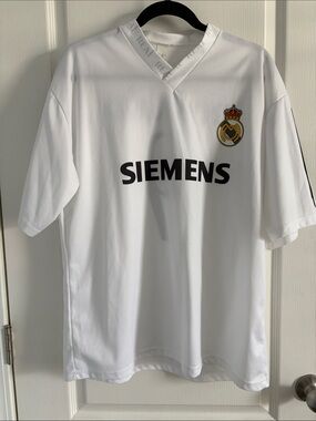 Real Madrid White Jersey Ronaldo # 9 Jersey Mens XL